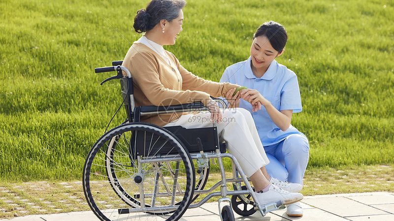 糖尿病老人在养老院如何享受营养餐？**